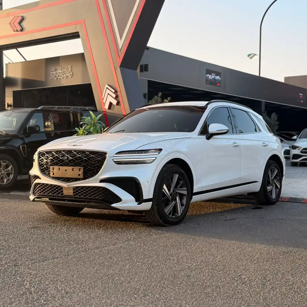 GENESIS GV 70 2025